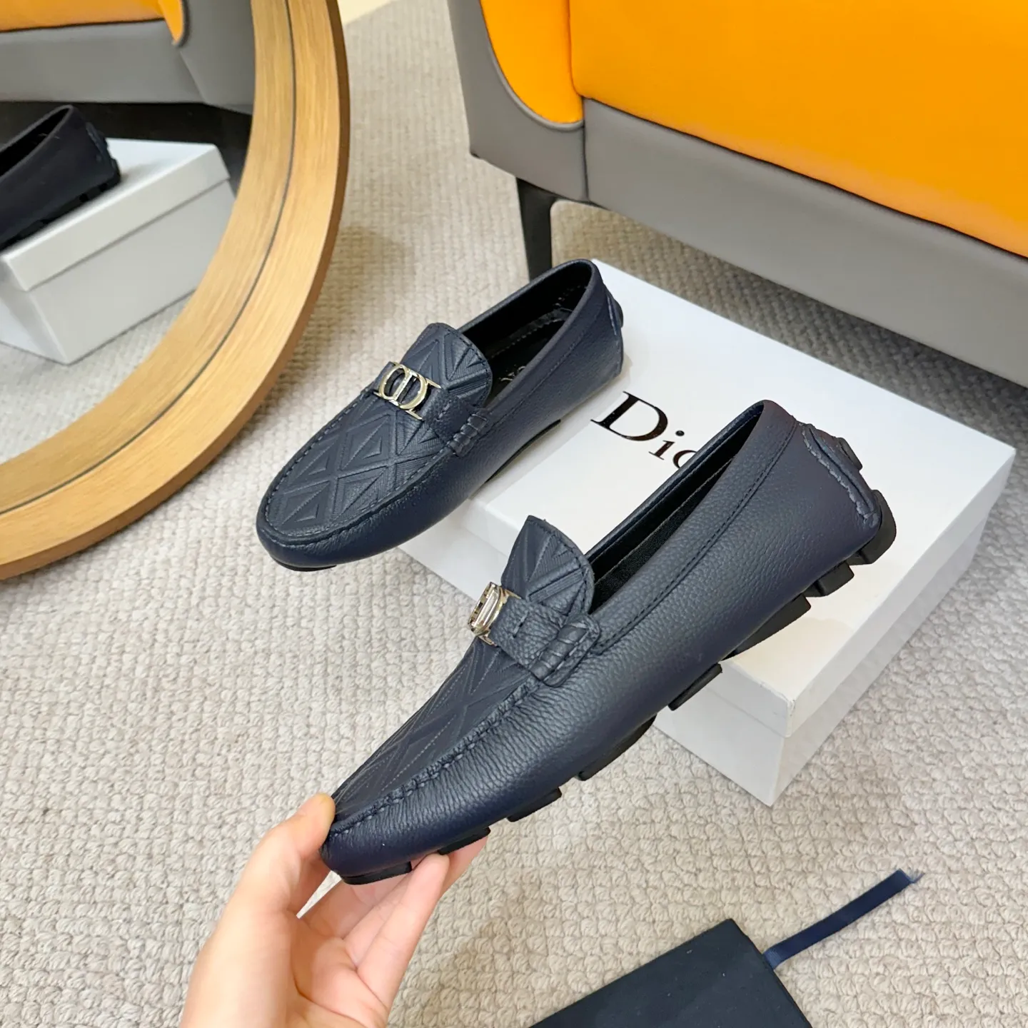 Men's clothing and shoes 💰420! (Yangli) Quality DIOR [Dior’s latest arrival] real auction hot-selling Doudou shoes 🔍DIOR) new Doudou shoes 👍Belgian designer Martin Margiela serves as Gucci shoe designer y full of charm, luxury style gentleman upper: imported cowhide, lining with spring sweat-absorbent first-layer sheepskin. Outsole Brand outsole, the last stitching on the bottom will never come off; equipped with classic Gucci exquisite hardware C D buckle💋The whole pair of shoes is fashionable and casual without losing high-end style; standard 38-46